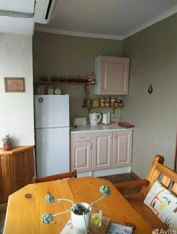 Большая и уютная квартира в центре Пицунды