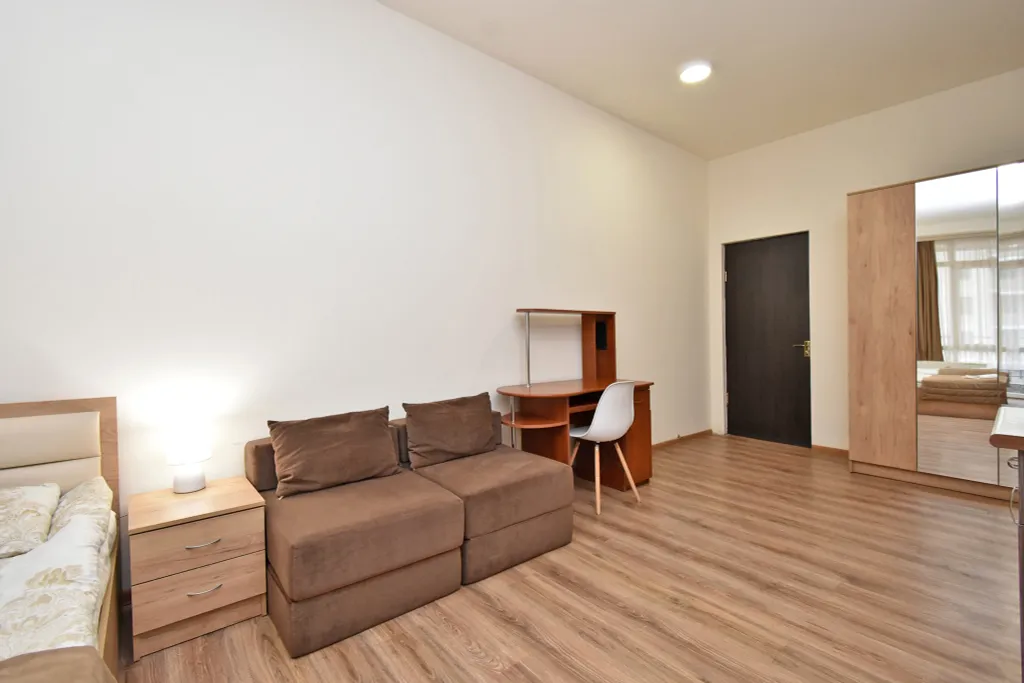 Улучшенный твин с балконом