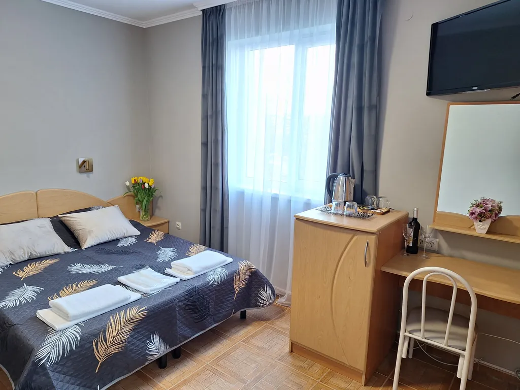 Квартира Квартира Город стандартный трёхместный номер с двуспальной кроватью — Геленджик