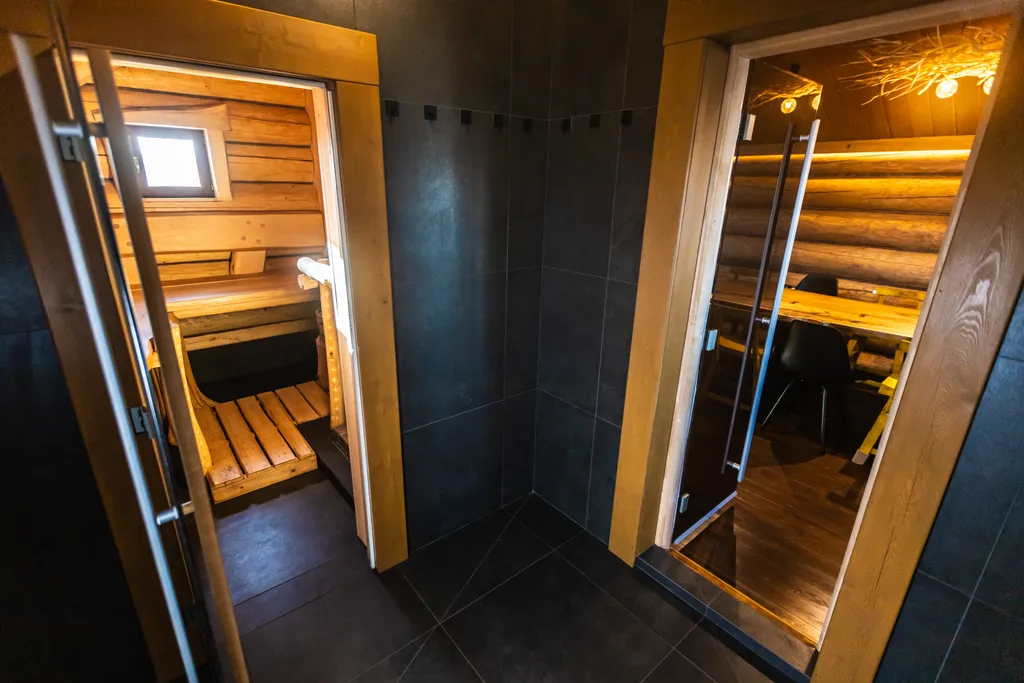 Просторный светлый дом с баней и фурако