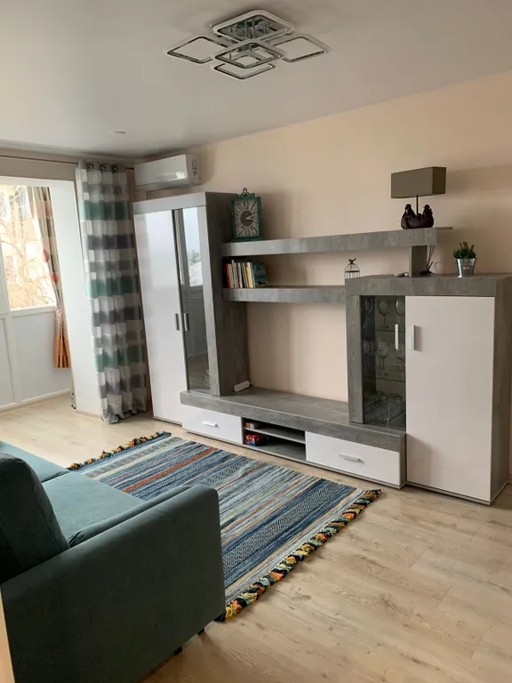 Квартира рядом с пляжем — аренда посуточно в Орджоникидзе