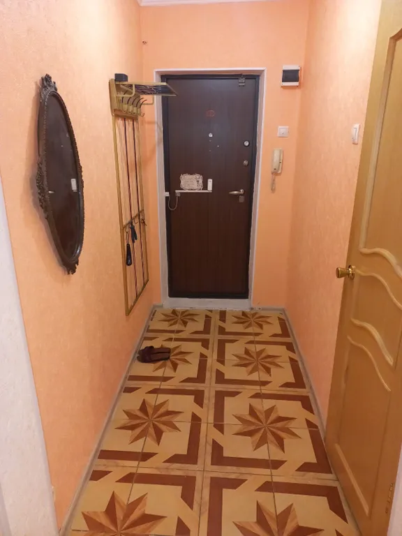 Теплая и солнечная квартира