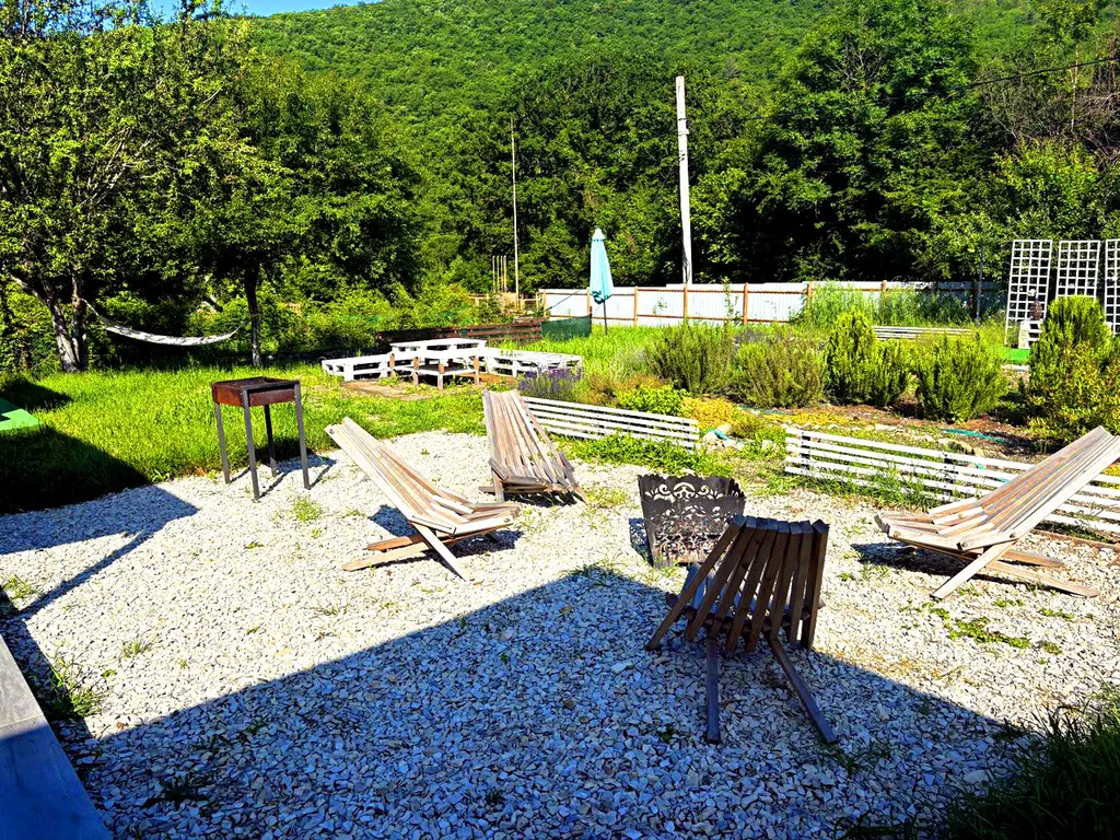 Коттедж Комфортабельный эко-домик Лаванда в горах у моря — Прасковеевка