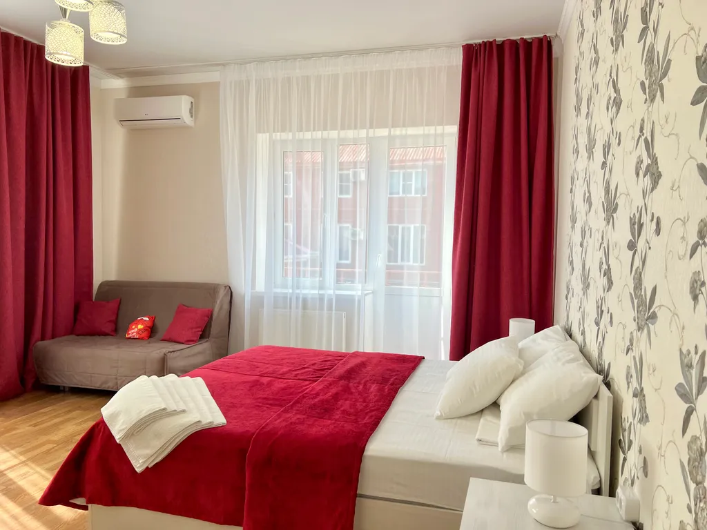 Уютный дом с бассейном