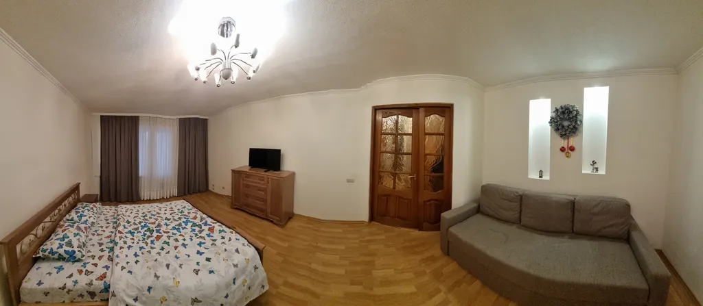 Уютная квартира в городе-сказке