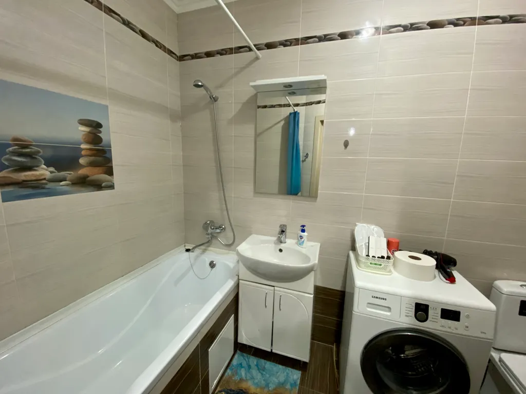 Уютная квартира центр левого берега в ЖК лазурный квартал на 6 этаже