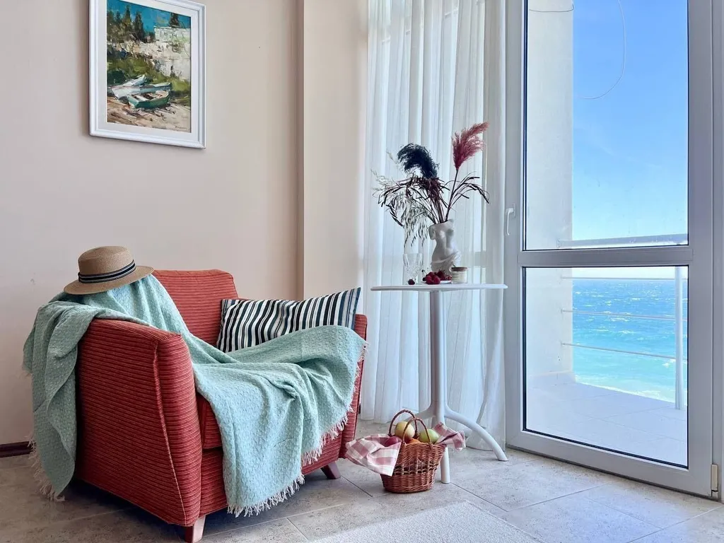 Однокомнатный апартамент на первой линии в ЖК Наутилус