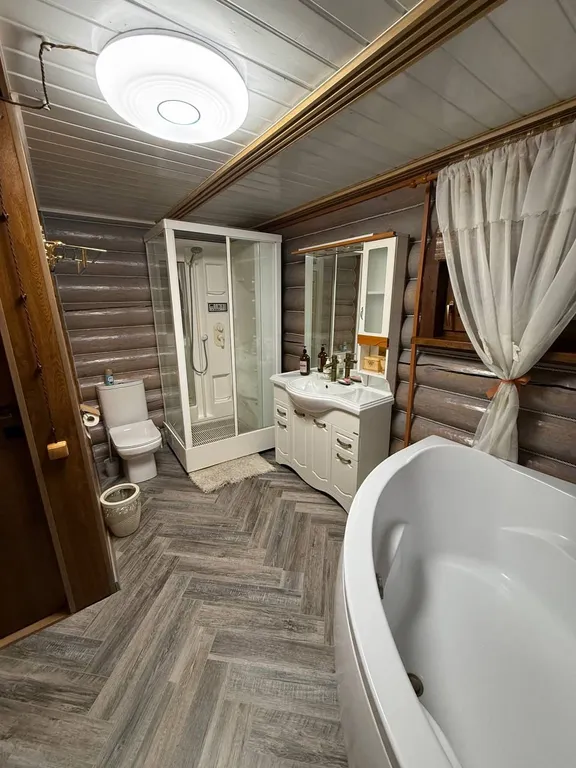 Коттедж Элис в центре с видом на Байкал