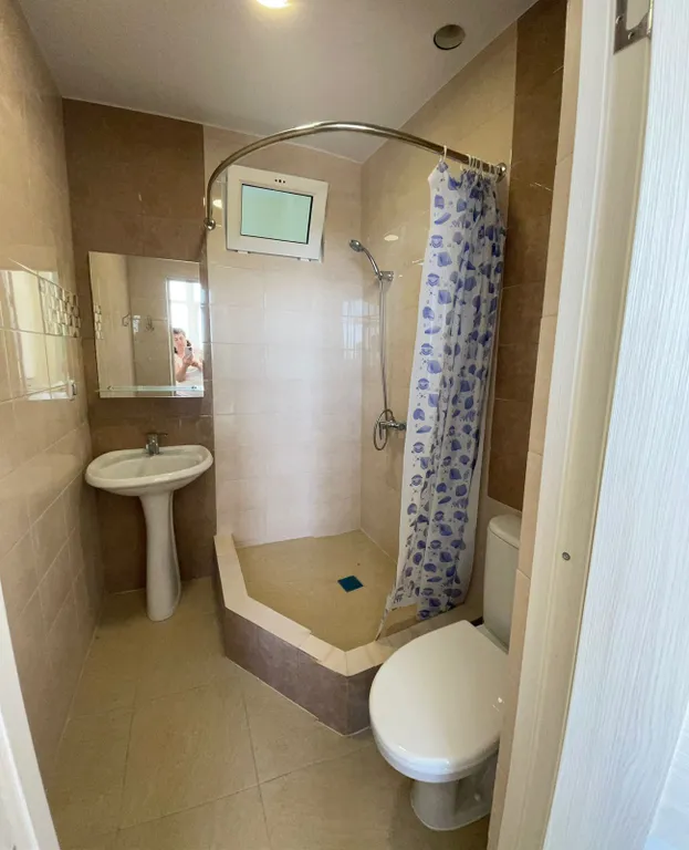 Уютный номер с видом на море и горы