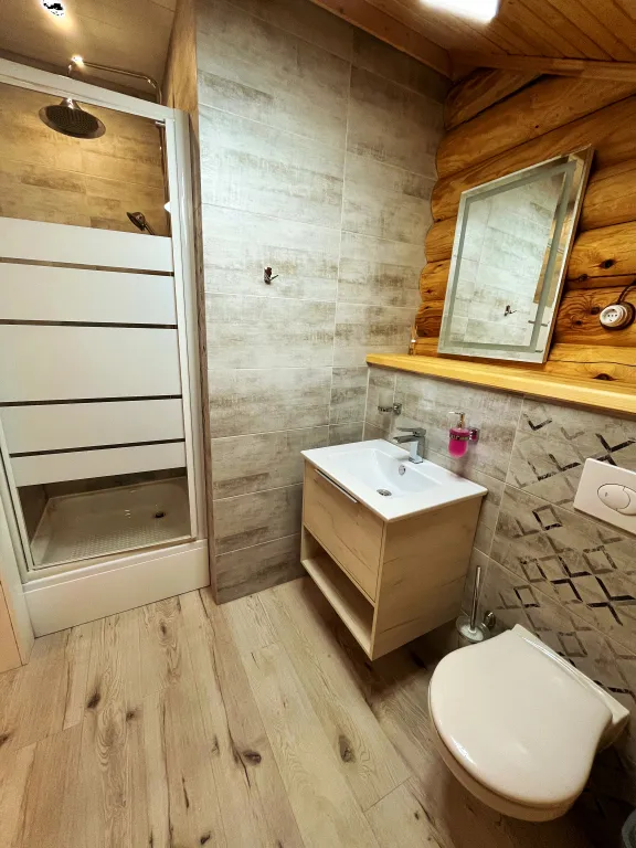 6-комнатный Дом