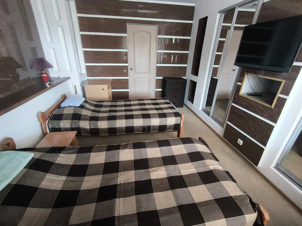 Тихая уютная квартира с терассой в частном секторе