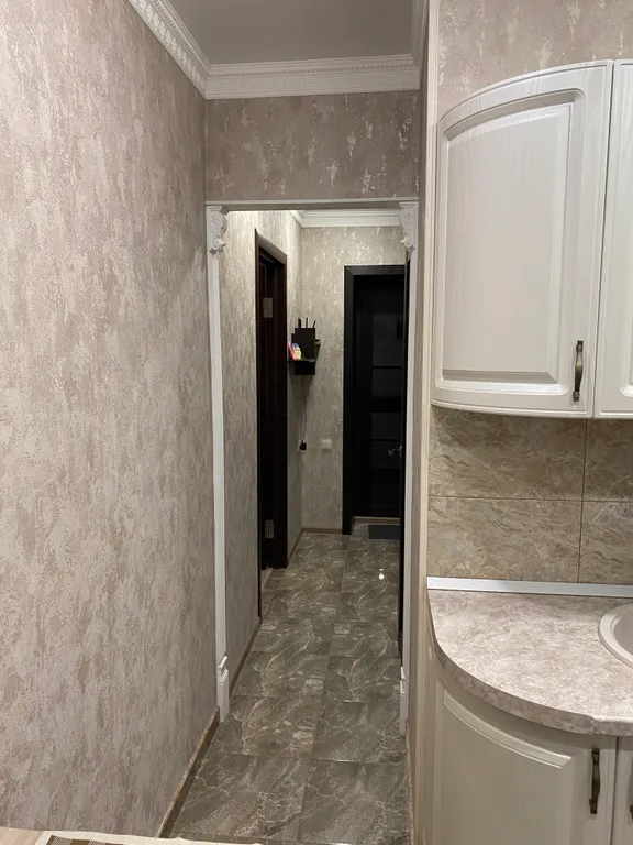 Квартира в спальном районе с развитой инфраструктурой