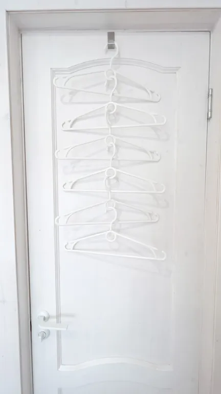 Коттедж Дом с интересным наполнением в Крымской Швейцарии — Орлиное