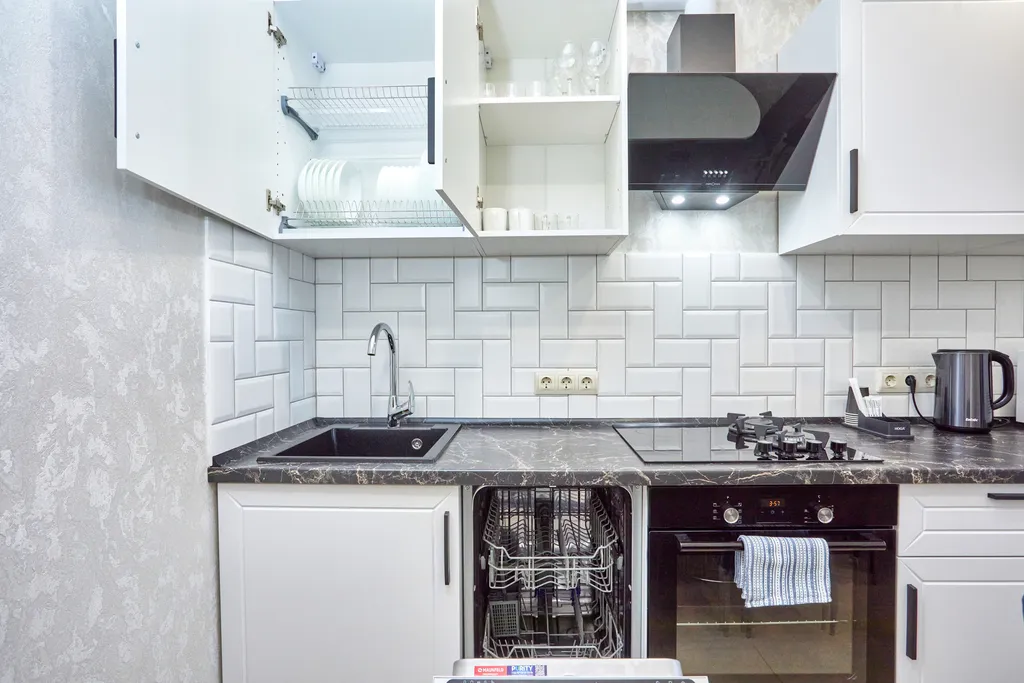 Уютная квартира в центре города с видом на море