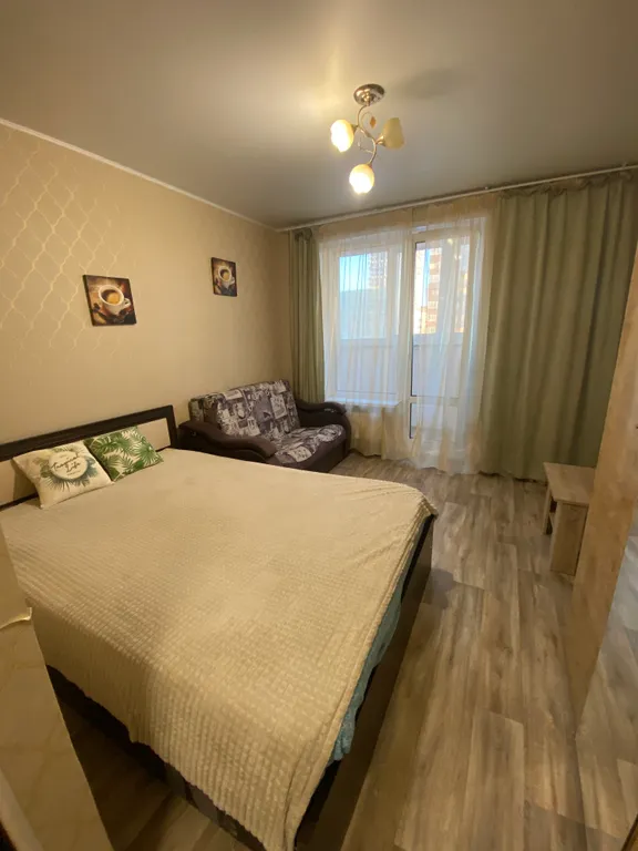 Уютная квартира-студия — аренда посуточно в Тюмень