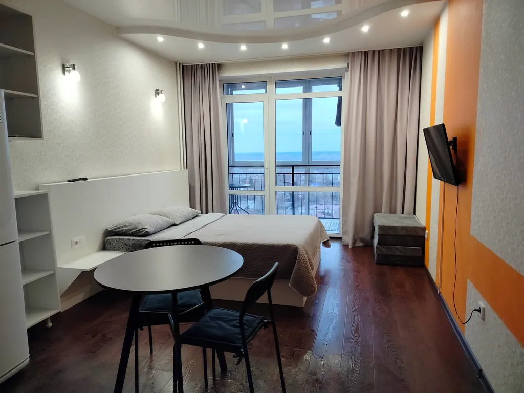 Квартира Уютная студия в центре с видом на город — аренда посуточно в Томск