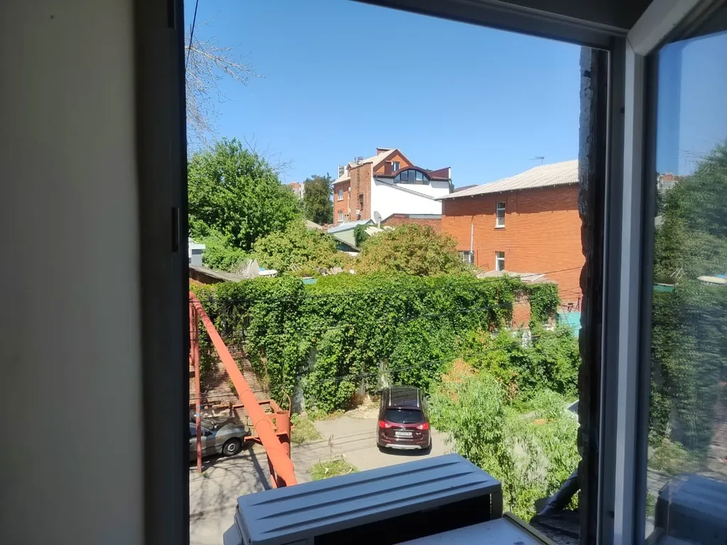 2-комнатная квартира у театральной площади в доходном доме XIX века