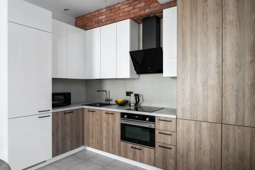 Просторная стильная квартира с видом на горы