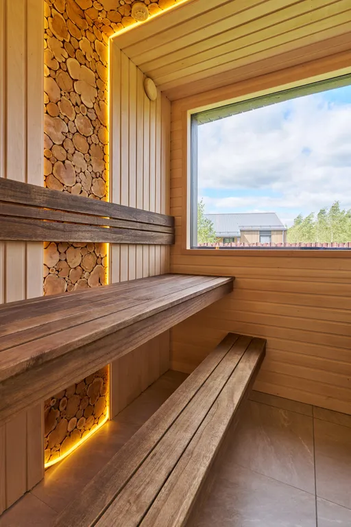 Коттедж Домик у реки в окружении сосен с камином, сауной и чаном — Семеновское