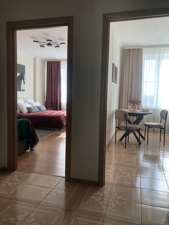 Большая квартира с видом на Лавру