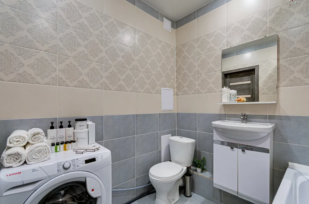 Зеркальный перламутр | Mother of pearl mirror | однокомнатная | 4 гостя