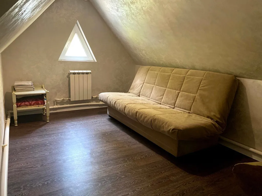 Двухуровневый пятиместный номер 9