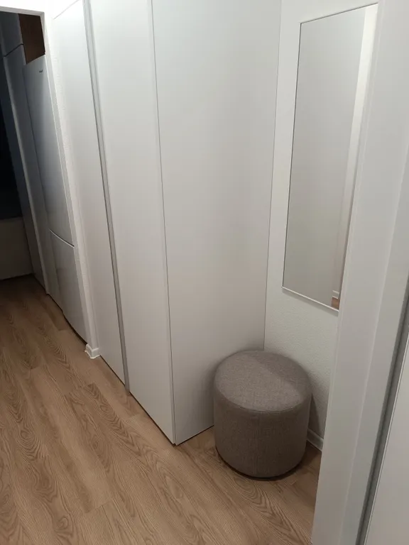 Уютная студия с видом на лес