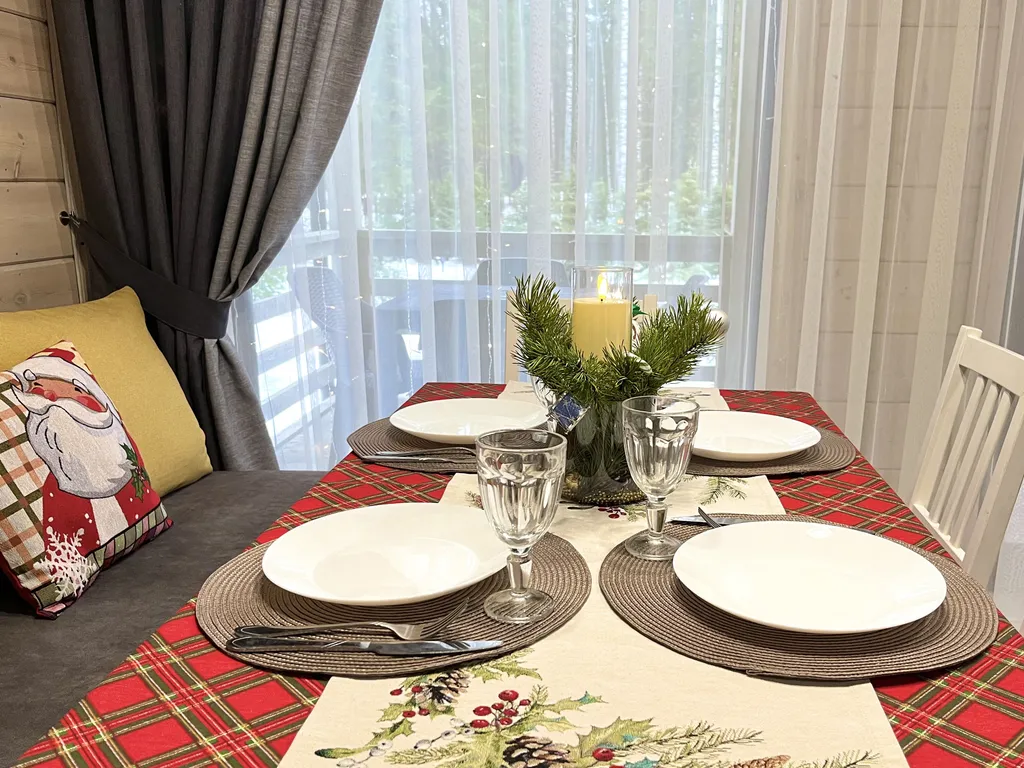 Коттедж Коттедж на озере Волго на Селигере в сосновом бору — Турбаза Чайка