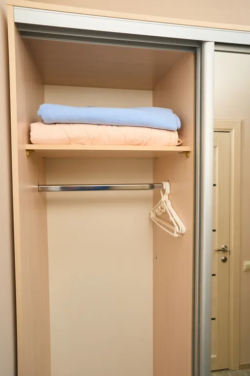 Квартира Квартира Трёхместный номер комфортный с 1 двуспальной кроватью и 1 односпальной — Кучугуры