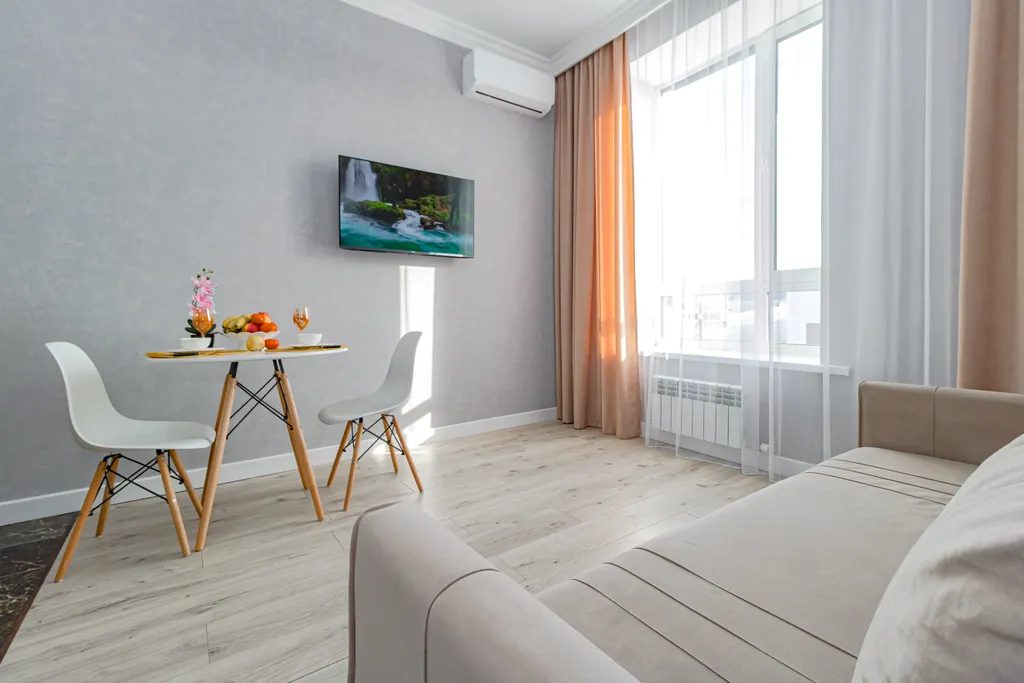 Grand Champion Central Stay