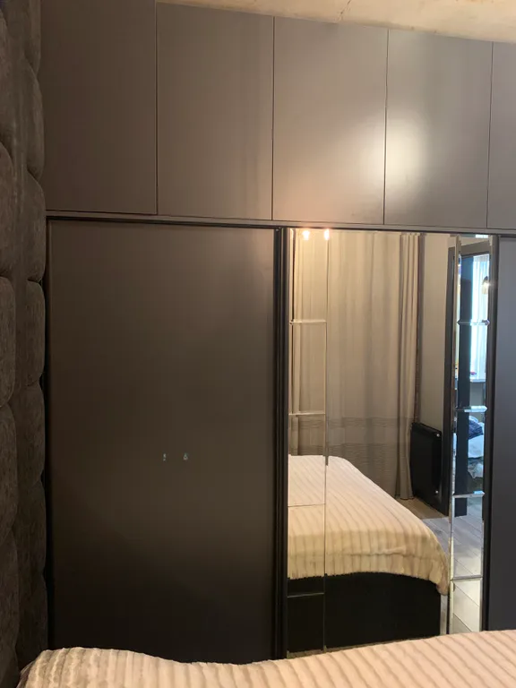 Уютный апартамент с видом на ущелье, расположенный в элитном доме