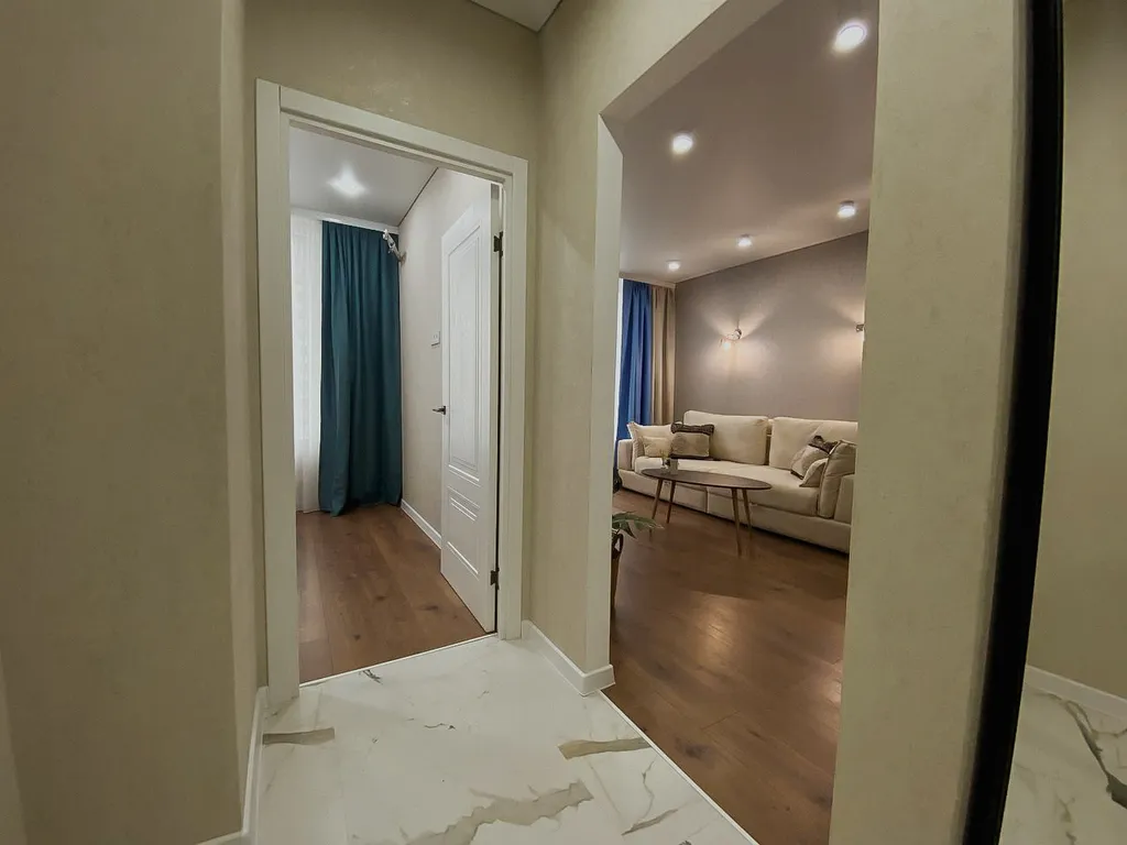 Уютная квартира с современным ремонтом собственная парковка