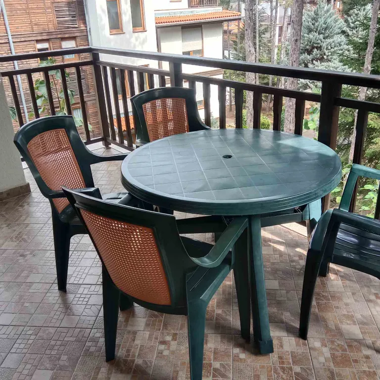 Трехкомнатный люкс в соснах у моря в Санта Марина