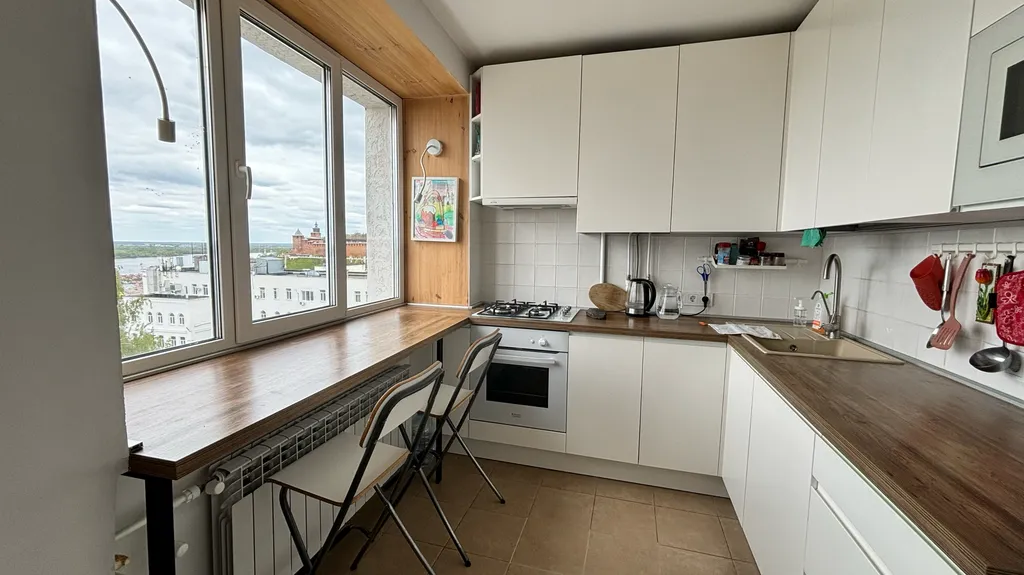 Апартаменты в Радиальном доме с видом на реку