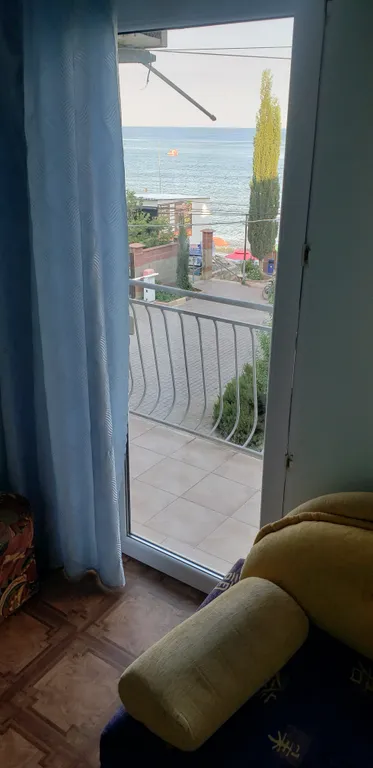 Апартамент у моря