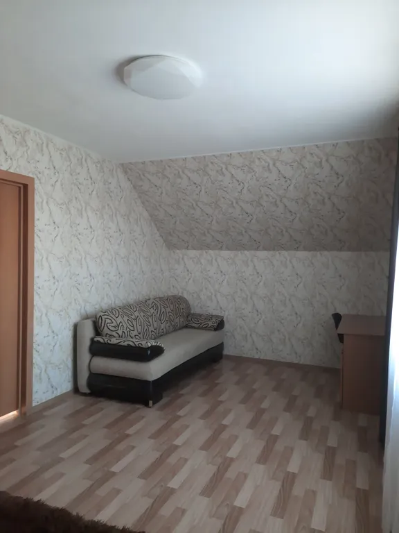 Уютный новый коттедж недалеко от центра города