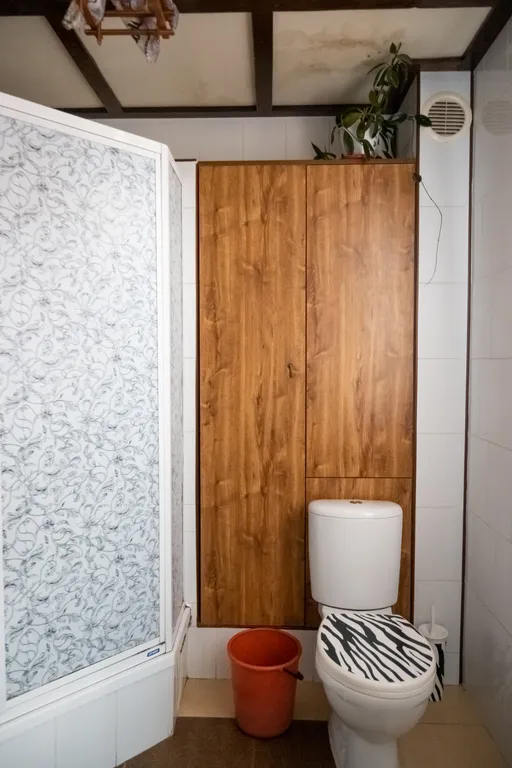 Abramovich House - Большой коттедж с видом на пруд и лес