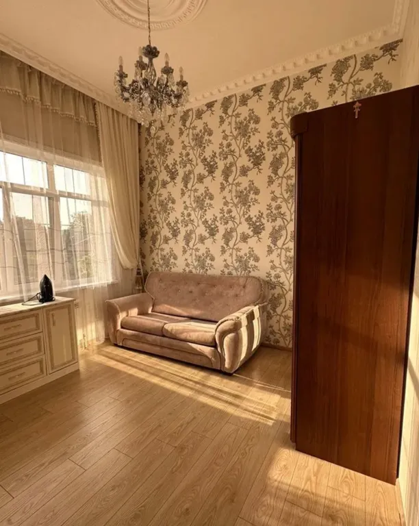 7-комнатный Дом