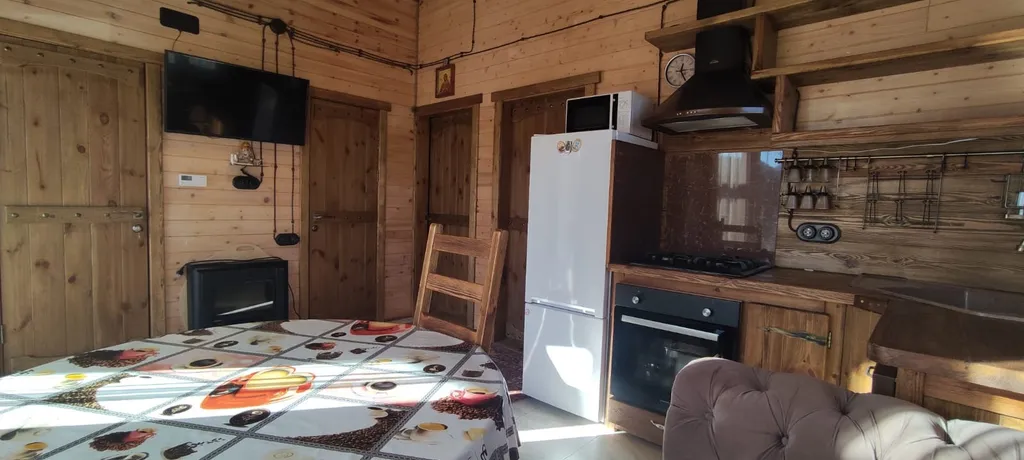 Дом с прекрасным видом на горы и верандой