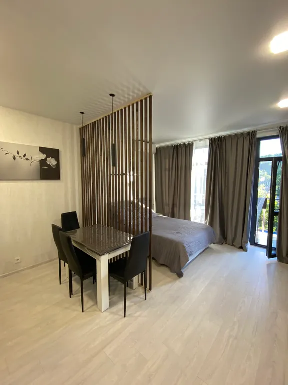 Шикарная студия клубного формата.