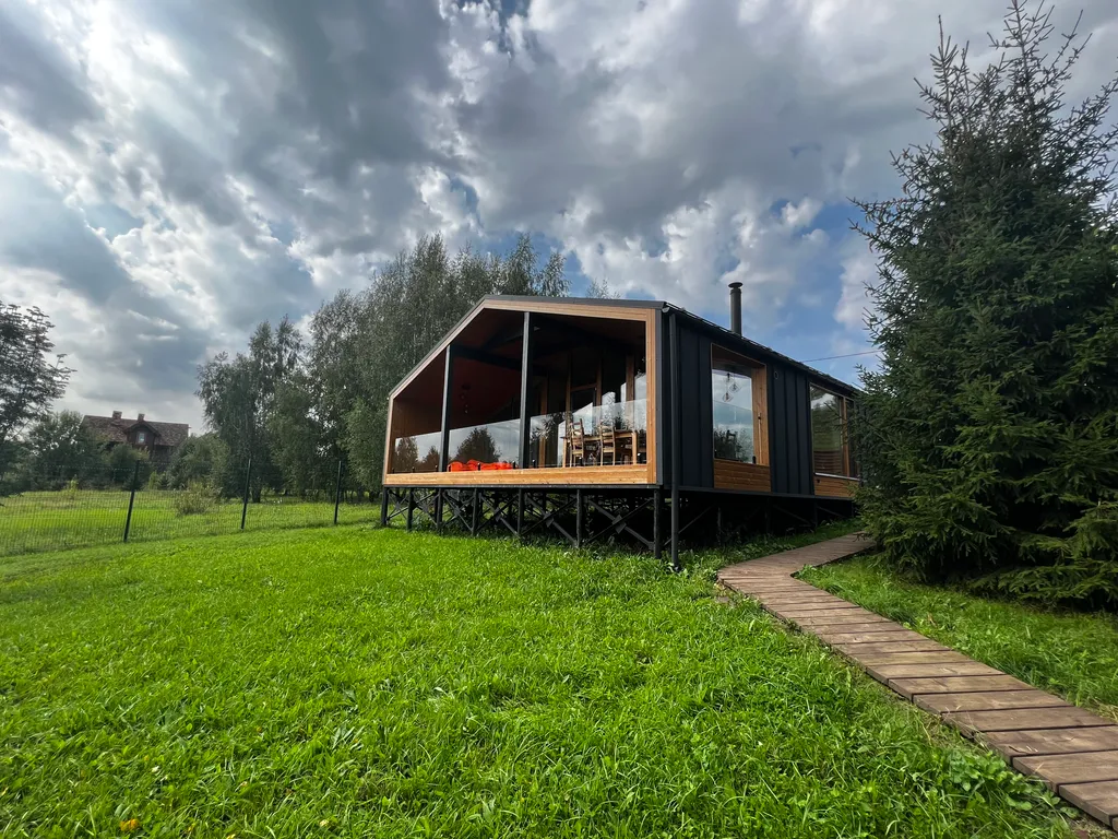 Коттедж с панорамными окнами Куско на Истринском водохранилище