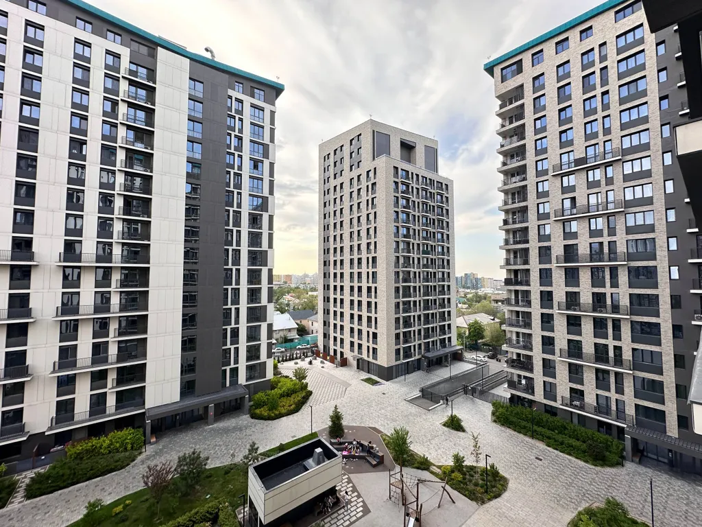 3-комнатные апартаменты для 6 чел в центре рядом с ТРЦ Мега