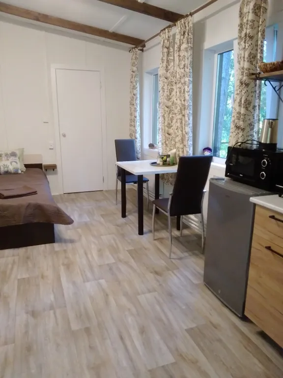 Уютный флигель у озера Большое Борково