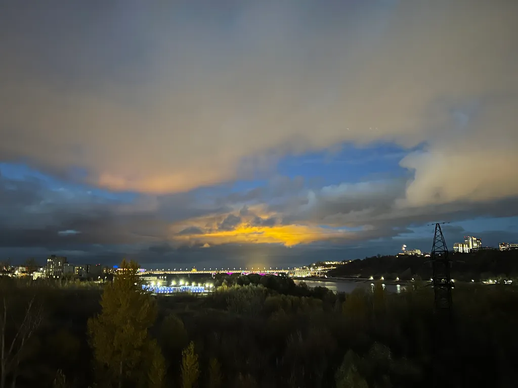 Просторная квартира с видом на Оку