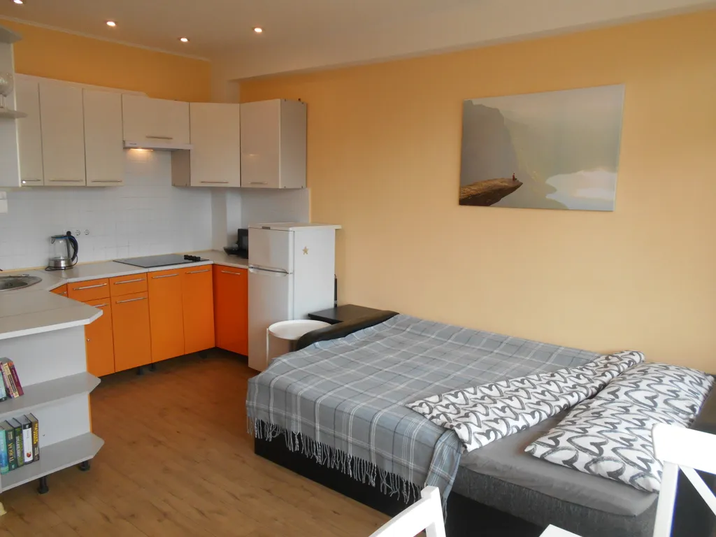 Квартира у пляжа Зеленый мыс с видом на море — аренда посуточно в Алупка