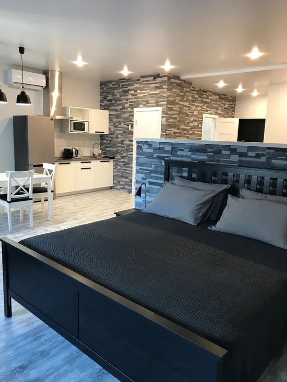 Апартамент люкс с видом на Золотой Мост и залив.