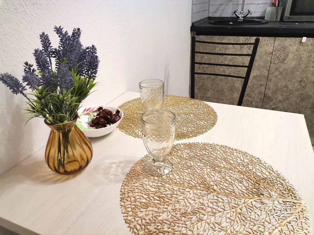 Квартира Современная студия на улице Мельникайте — Тюмень