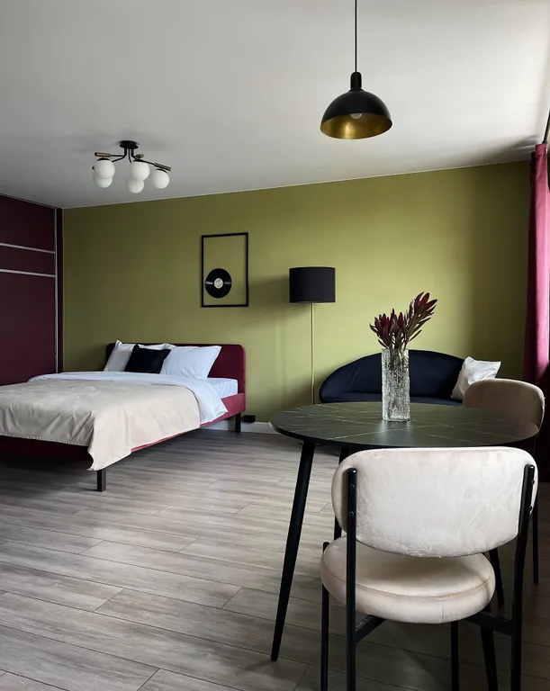 Стильные апартамент с видом на Театральную площадь