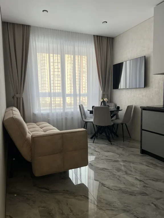 Современная квартира — аренда посуточно в Новосибирск