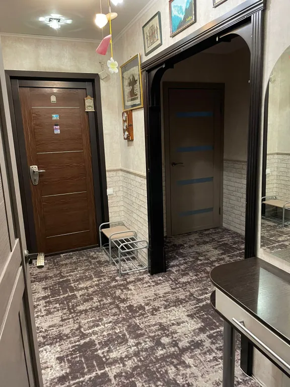 Трёхкомнатная благоустроенная квартира